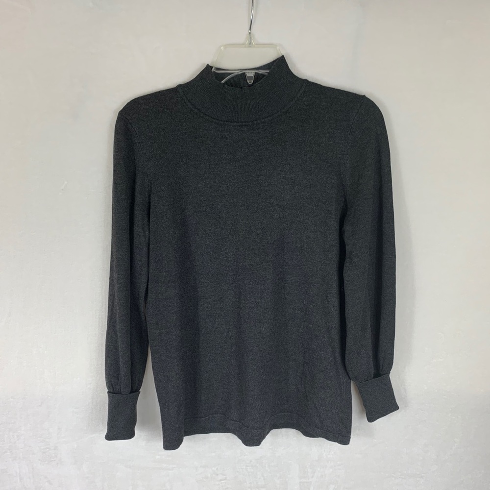 Grey Woman’s Sweater M